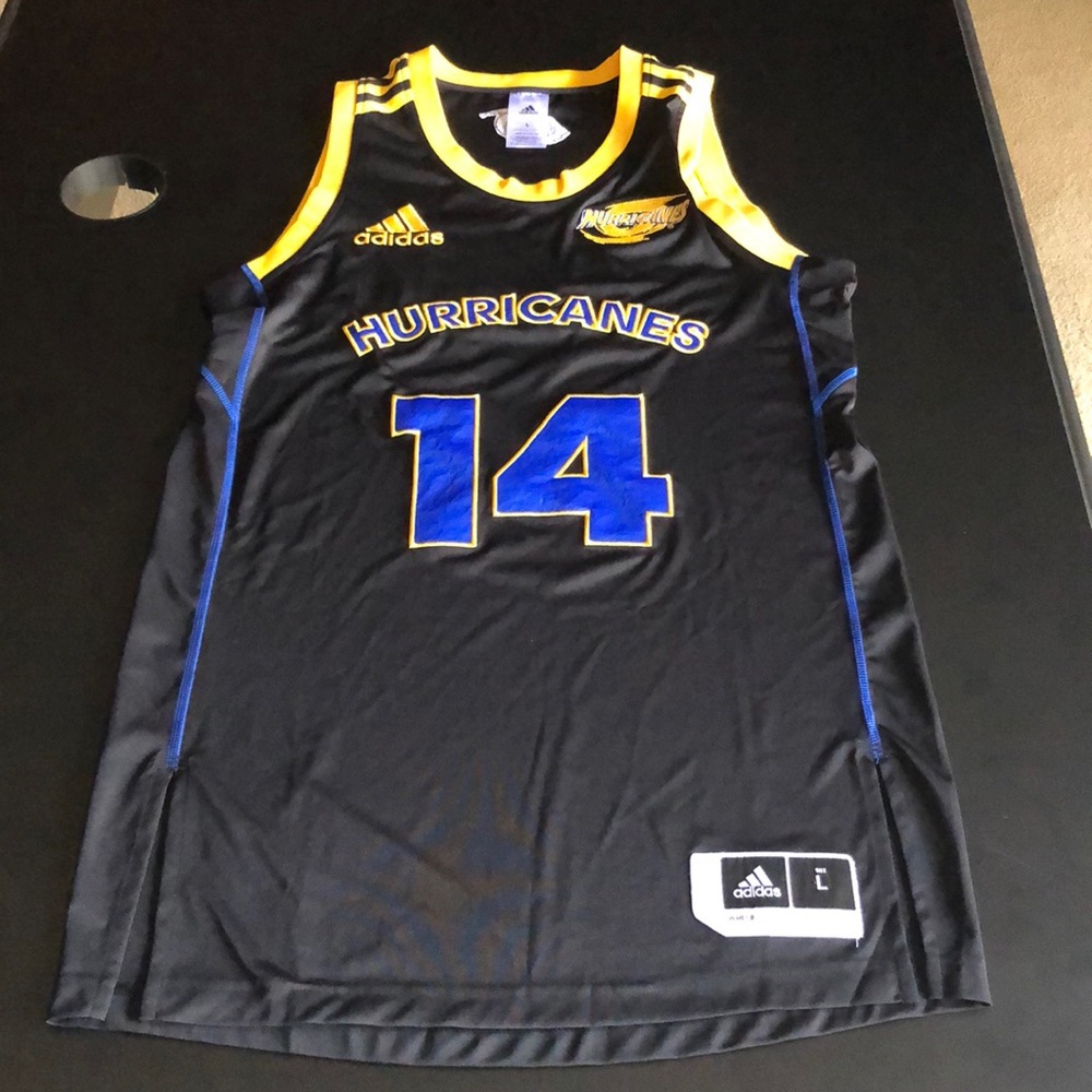 Wellington Hurricanes basketball jersey